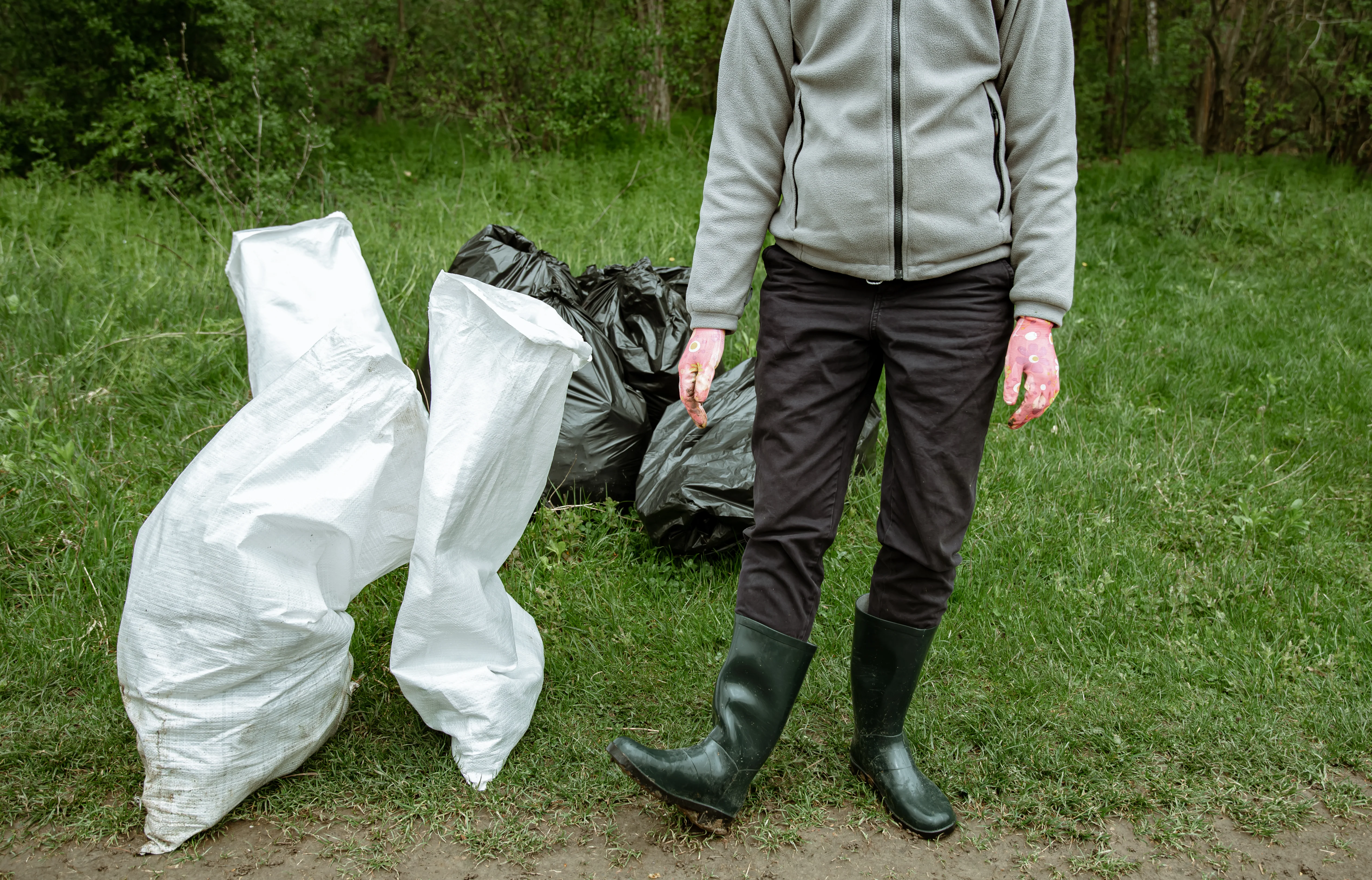 Yard Waste & Outdoor Debris